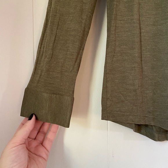 Eileen Fisher Silk and Cotton Blend Button Down Pocket Blouse - Picture 2 of 7